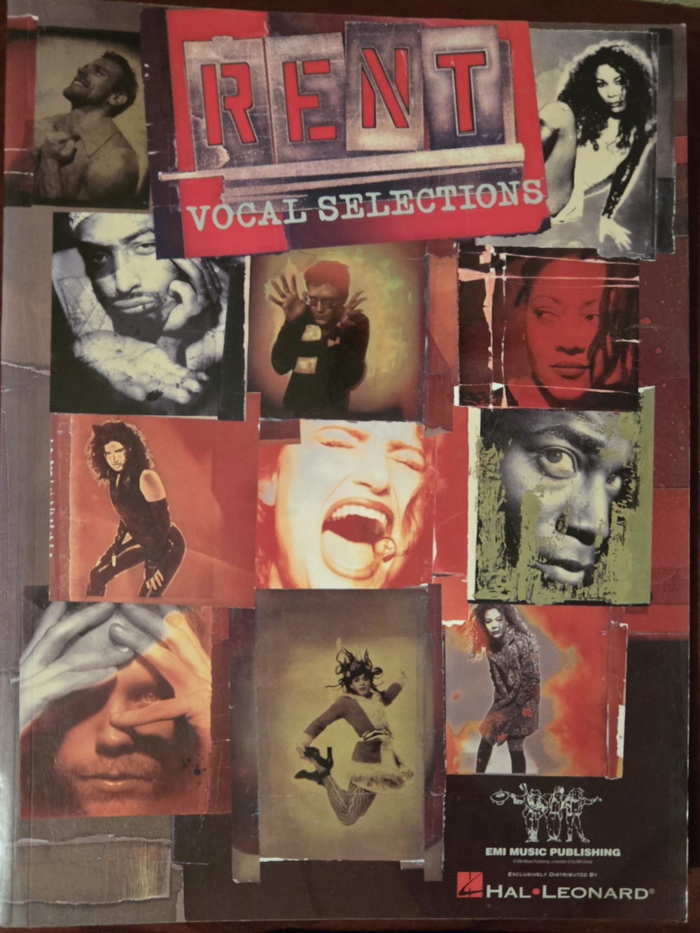 HAL LEONARD - Rent - Vocal Selections - Red Multi Cover Songbook